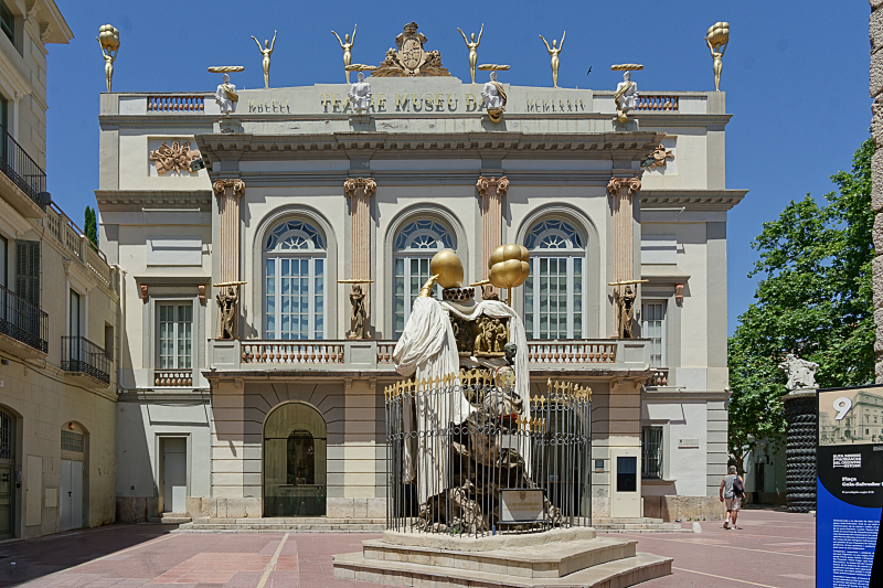 Theatre - Museum Dalí