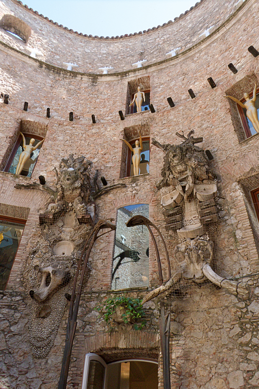 Theatre - Museum Dalí